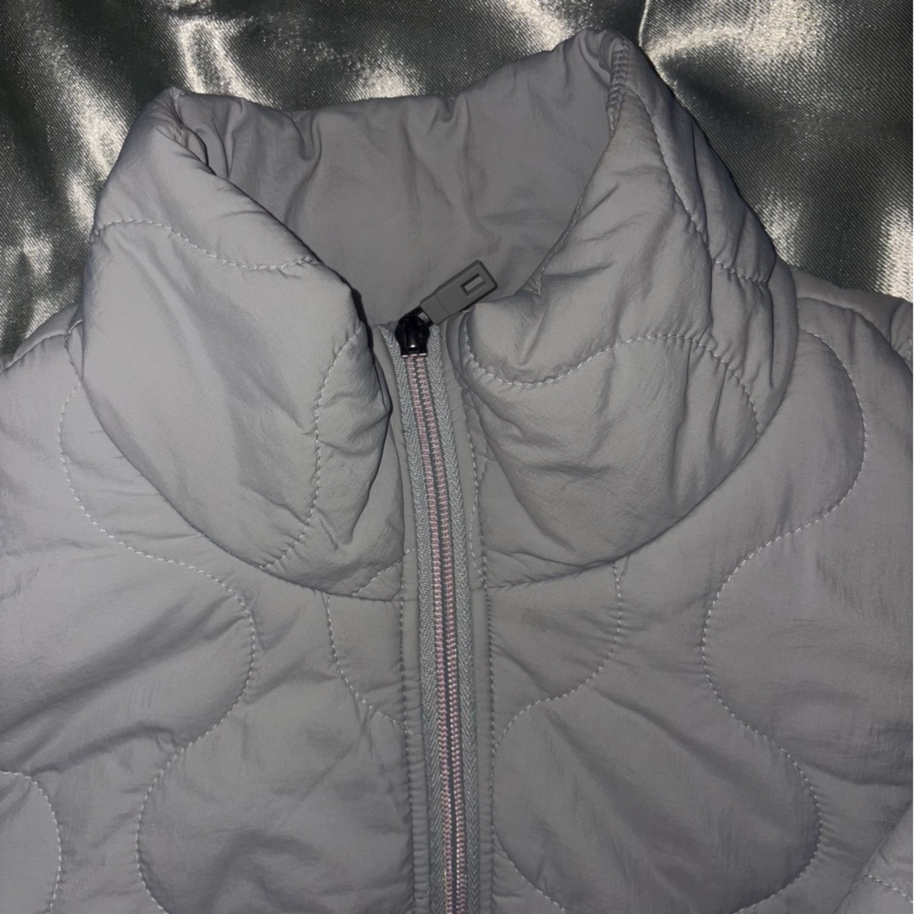 👼🏼Never Worn👼🏼 Avalanche Light Gray Outdoor Jacket - Picture 7 of 8